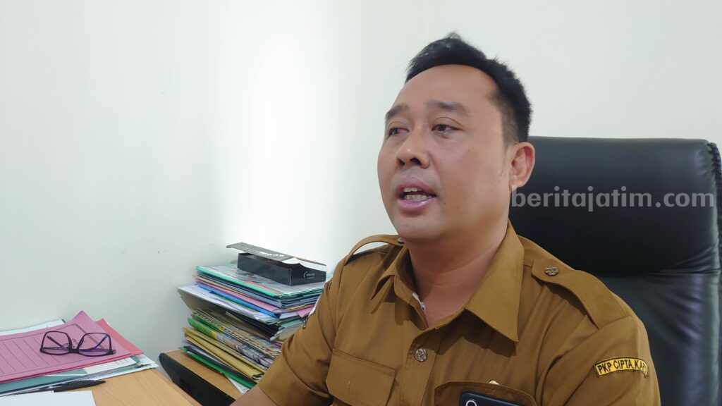Kepala Bidang Prasarana, Sarana, dan Utilitas (PSU) Dinas Perumahan Kawasan Permukiman dan Cipta Karya (DPKPCK) Kabupaten Bojonegoro Iwan Maulana.