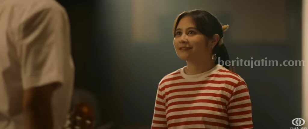 Tangkapan Layar Trailer Gita Cinta Dari SMA