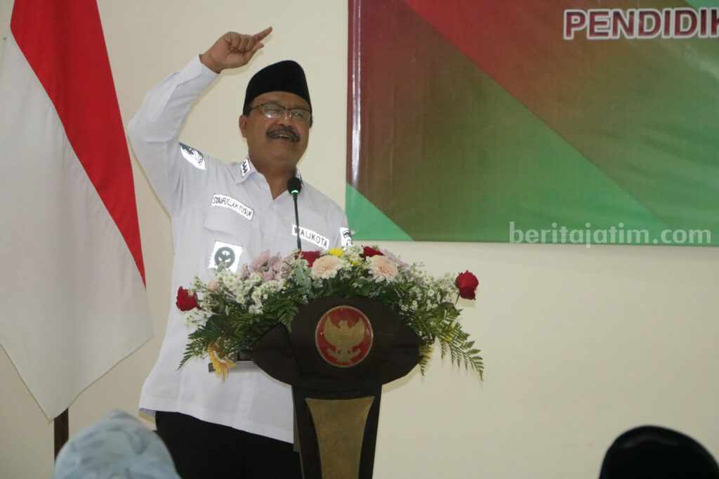 Universitas Jember Diminta Buka Kampus Kedokteran di Pasuruan gus ipul