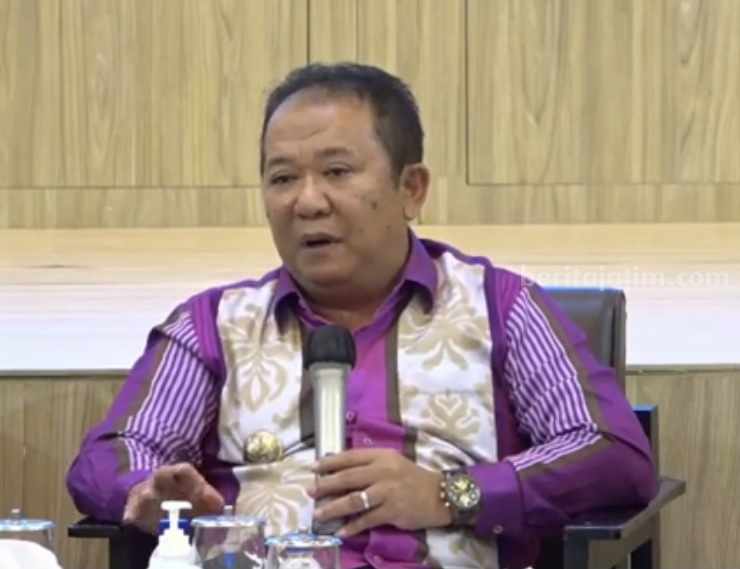 Bumdesma Jember Harus Hati-Hati Berinvestasi Bupati Jember Hendy Siswanto