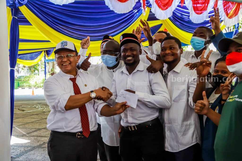 Mahasiswa asing dari negara berkembang berkuliah di Unair Surabaya