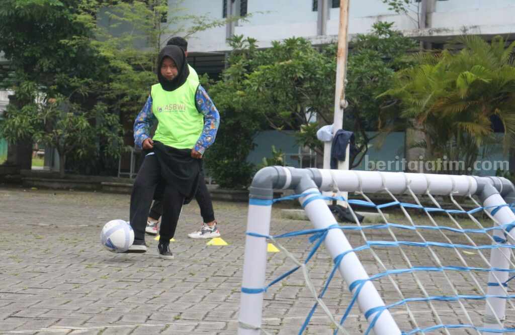 Bidik Pesepak Bola Wanita Usia Muda, ASBWI Gelar Pelatihan Karir