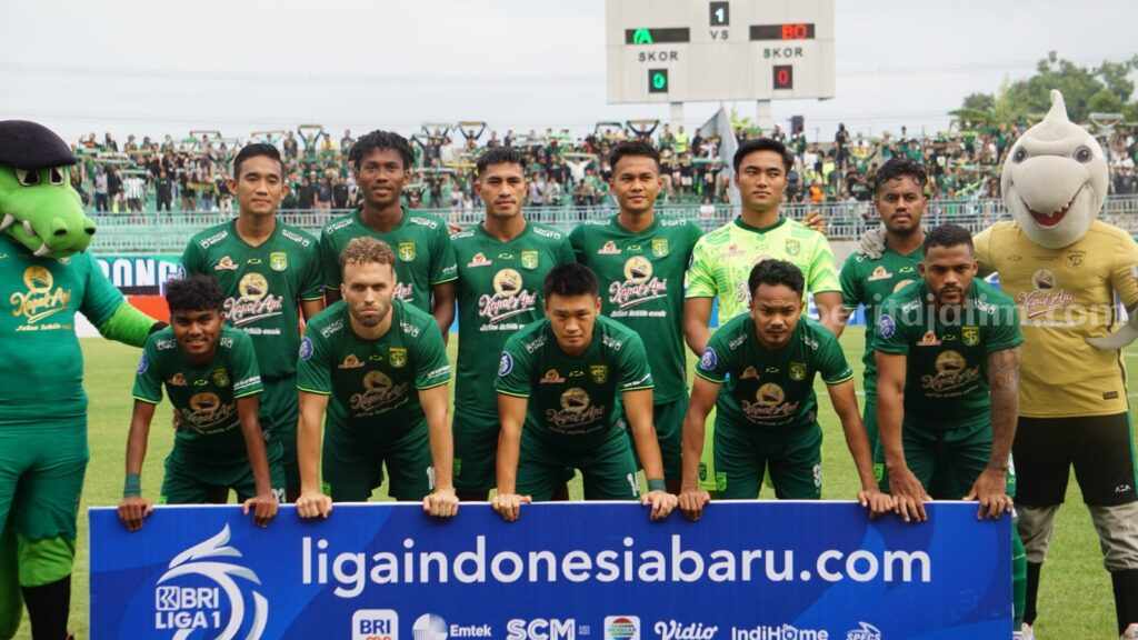 Lawan PSS Sleman, Aji Santoso Masih Ragu Turunkan Paulo Victor