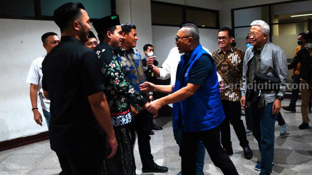 4 Gus dan 2 Purnawirawan Jenderal Gabung PAN, Anak Khofifah Menyusul?