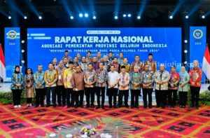 Rapat Kerja Nasional (Rakernas) Asosiasi Pemerintah Provinsi Seluruh Indonesia (APPSI) yang digelar di Ballroom Novotel Hotel Balikpapan, Kalimantan Timur, Kamis (23/2/2023).