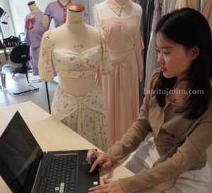 uk petra surabaya