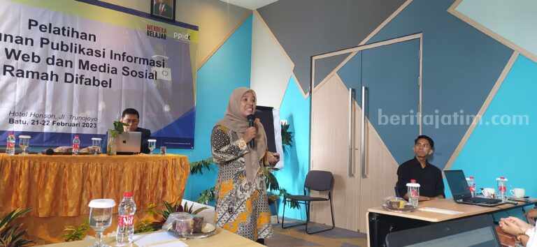 Penyampaian salah satu materi