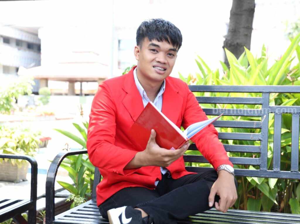 Mahasiswa Untag