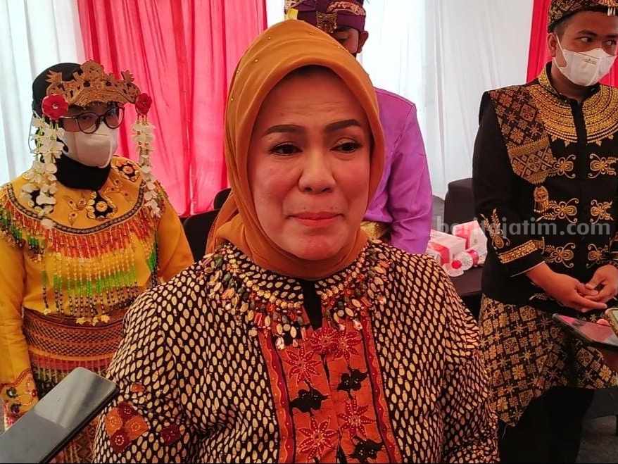 Kepala LLDIKTI Jatim Harap Lulusan Untag Surabaya Mampu Ciptakan Lapangan Kerja Prof Dyah Sawitri