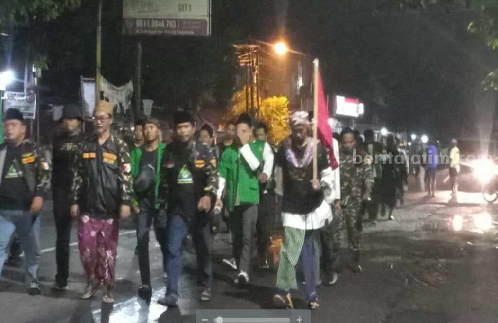Warga Nahdliyin Pasuruan Jalan Kaki ke Sidoarjo Nahdliyin Pasuruan