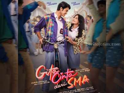 Jadwal Film Gita Cinta Dari SMA di Malang Hari Ini, 12 Februari 2023 Poster Gita Cinta Dari SMA, film drama romansa yang tayang di bioskop hari ini. (Instagram @gitacintadarismafilm)
