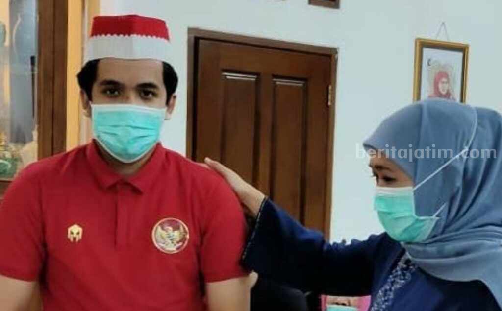 Putra Khofifah Ali Mannagalli Parawansa yang dikabarkan pindah ke PAN. (Instagram @khofifah.ip)