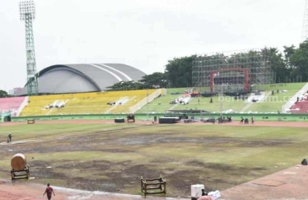 Fasilitas Umum Rusak, Panpel 1 Abad NU Koordinasi Pemkab Sidoarjo Rumput Stadion Rusak