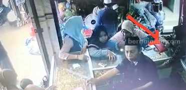Wanita Pencuri Gelang Emas 15 Gram di Sumenep Terekam CCTV jombang