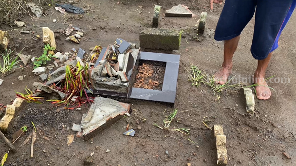 Polres Blitar Periksa Terduga Pelaku Perusakan Puluhan Makam makam blitar