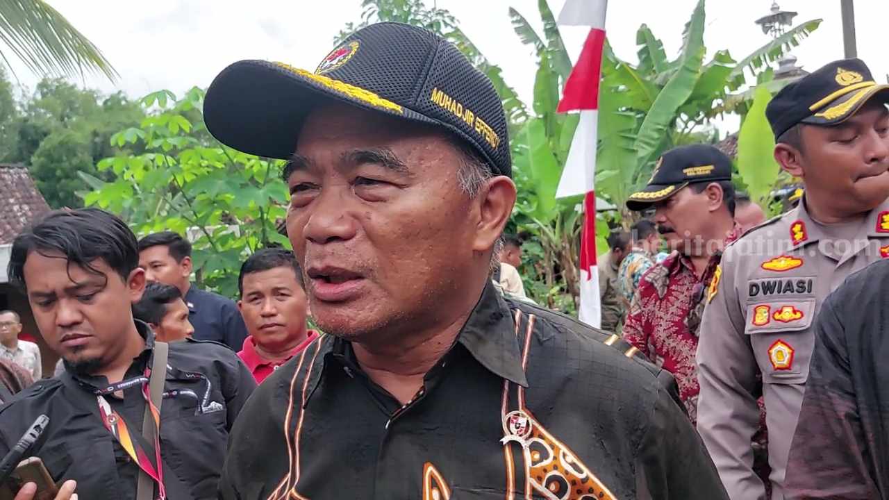 Menteri Koordinator Bidang Pembangunan Manusia dan Kebudayaan Indonesia (Menko PMK) Muhadjir Effendy