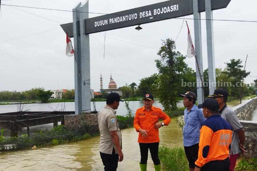 Jalan Poros di Lamongan Tergenang Luapan Bengawan Jero Banjir Lamongan