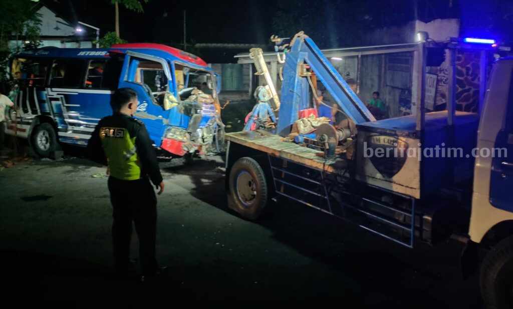 kecelakaan jombang