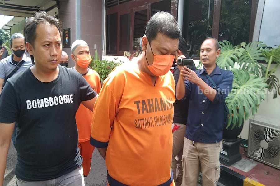 Bapak di Malang Tembak Anak Tiri Karena Banyak Utang