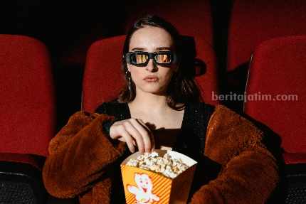 Ilustrasi nonton bioskop. (Sumber foto: Pexels)