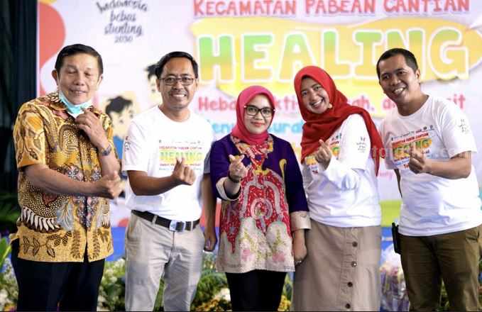 Wadah Sosial Kemasyarakatan Ruang Wong Alit alias Rawit mendukung upaya pemerintah kota (pemkot) Surabaya untuk mencegah dan bebas stunting