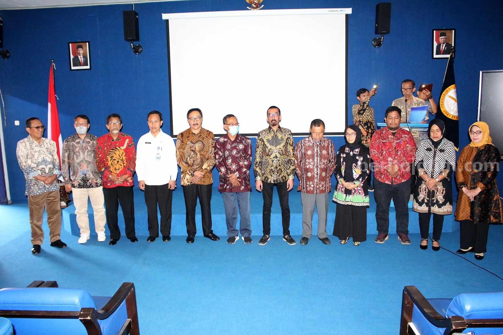 Pelantikan pengurus baru Yayasan Pendidikan Wartawan Pendidikan Wartawan Jawa Timur (YPWJT) periode 2023-2027.