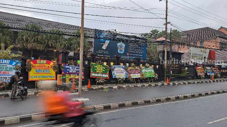 Karangan Bunga