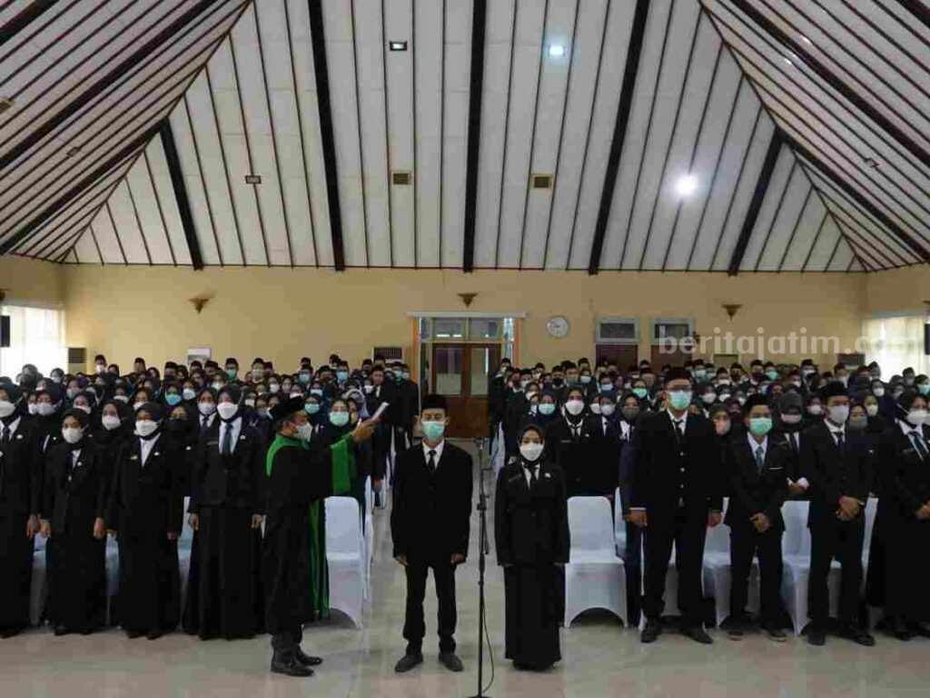 Bupati Bojonegoro Lantik 2 Kepala OPD dan Ratusan Pejabat Pelantikan dan pengambilan sumpah atau janji jabatan dilakukan Bupati Bojonegoro Anna Mu'awanah.