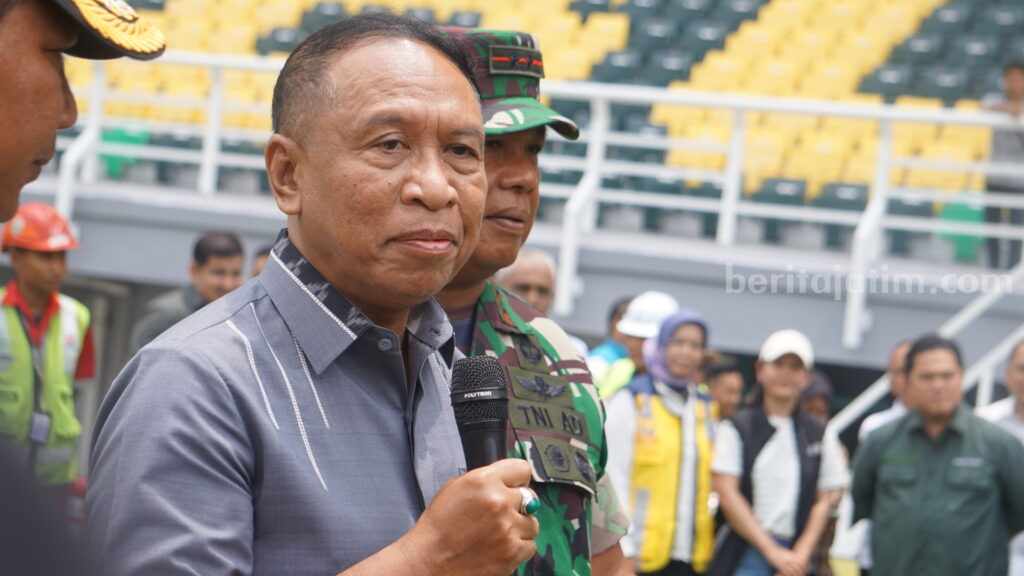Zainudin Amali, Waketum PSSI saat di Stadion Gelora Bung Tomo Surabaya 