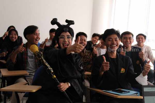 Dewi Angelina Unej