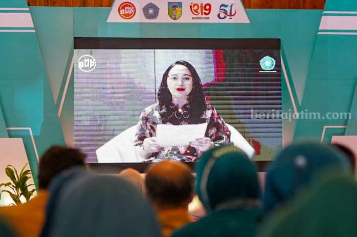 Bupati Kediri Ajak Tim Penggerak PKK Bersinergi Wujudkan Program Zero Stunting foto beritajatim.com