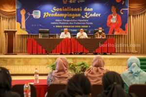 Pemerintah Kota Kediri melalui Dinas Kesehatan menyelenggarakan sosialisasi dan pendampingan kader dalam pengendalian hipertensi.