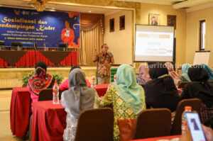 Pemerintah Kota Kediri melalui Dinas Kesehatan menyelenggarakan sosialisasi dan pendampingan kader dalam pengendalian hipertensi.