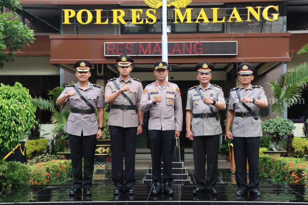 Mutasi jabatan Wakapolres Malang dan Kapolsek Tajinan, Rabu (1/3/2023).