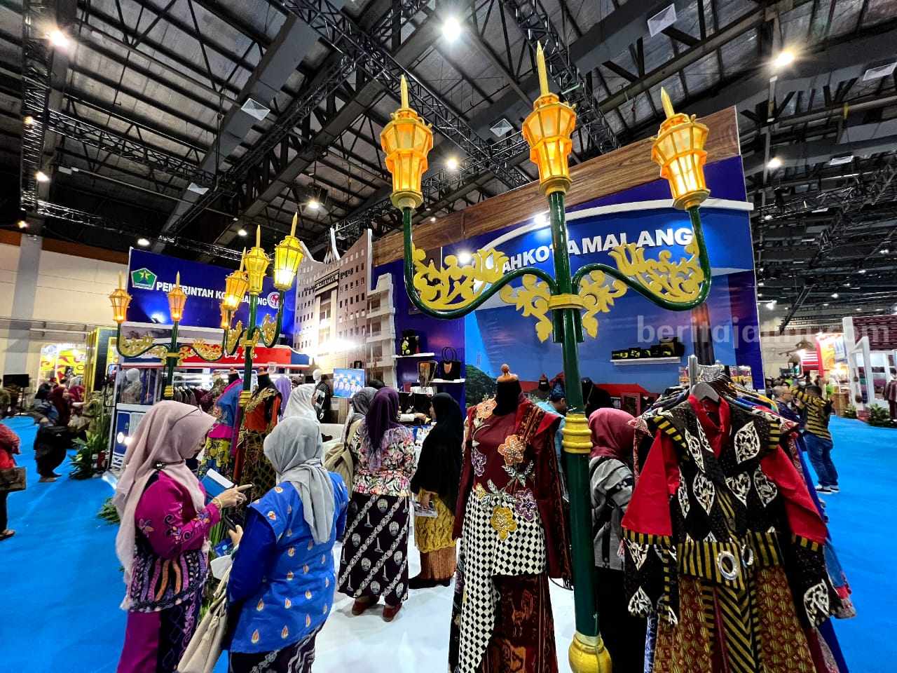 International Handicraft Trade Fair (Inacraft) 2023 yang berlangsung di Jakarta Convention Center Senayan, Jakarta