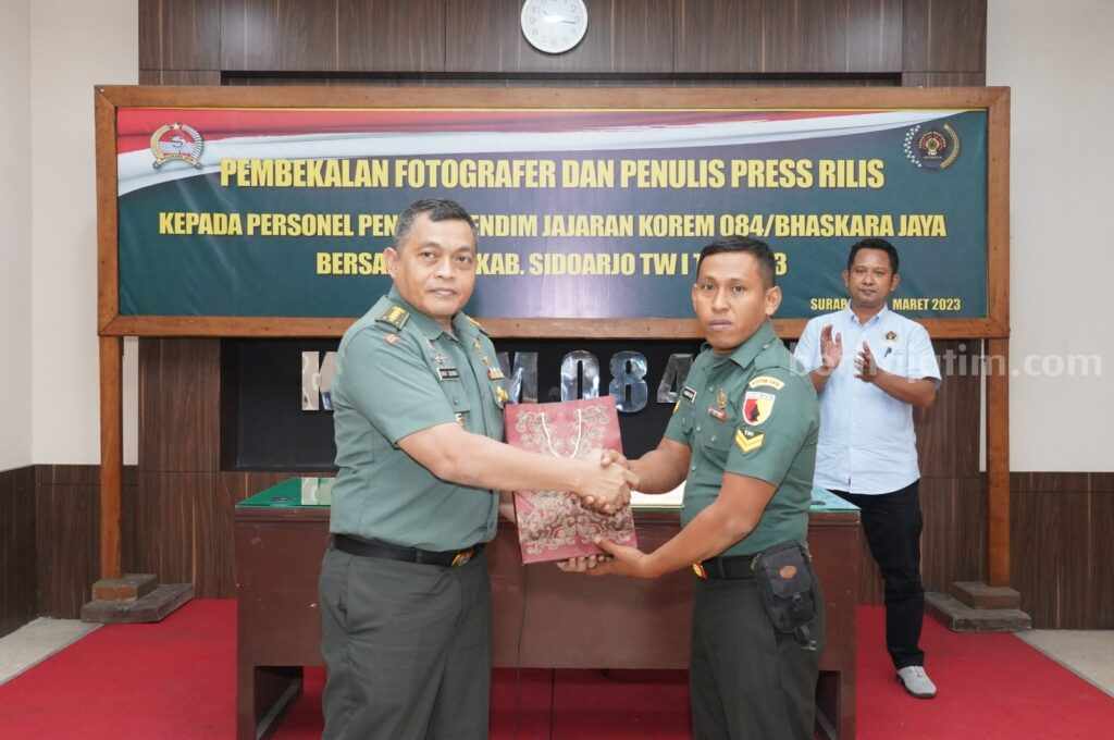 Gandeng PWI Sidoarjo, Korem 084/Bhaskara Jaya Gelar Pelatihan Jurnalistik