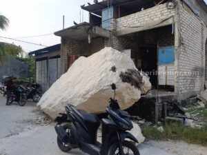 Tebing Bekas Galian C di Lamongan Runtuh