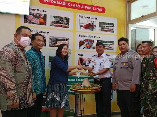 Bak Layanan Bandara, PO Harapan Jaya Hadirkan Lounge Khusus