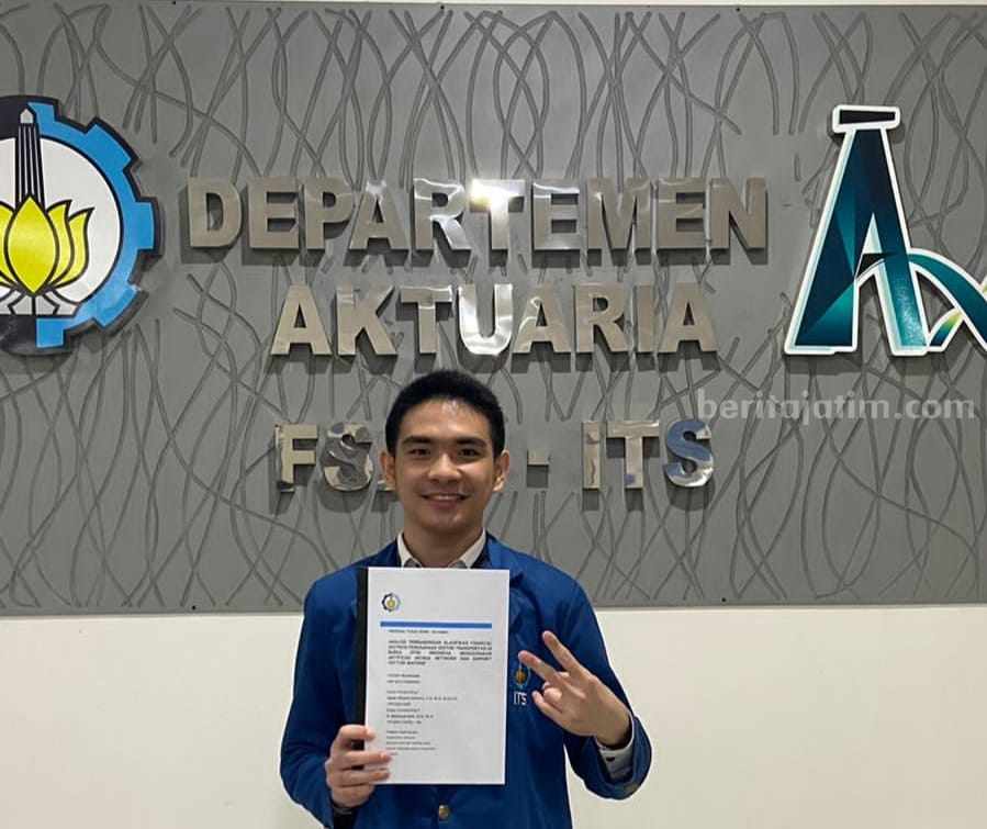 Wisudawan Terbaik ITS Surabaya Peraih IPK 3,98 Steven Wijaksana Wisudawan Terbaik ITS Surabaya