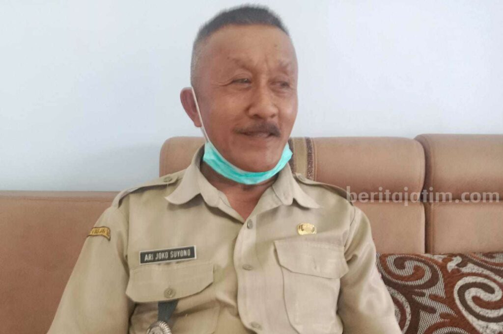 Kades Sumbertangkil : Itu Hak Warga Pertanyakan Dana Bantuan Gempa Bumi Ari Joko Suyono, Kepala Desa Sumbertangkil, Kecamatan Tirtoyudo, Kabupaten Malang, Senin (20/3/2023).