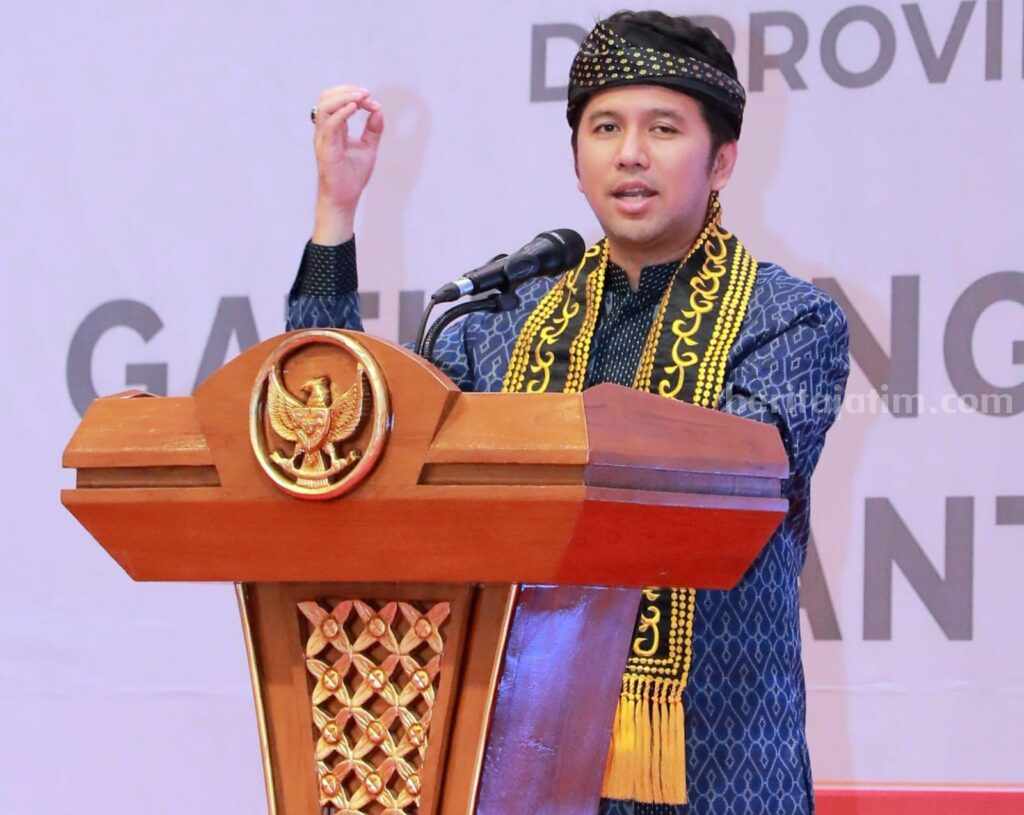 Wagub Jatim, Emil Elestianto Dardak bertemu dengan masyarakat Jatim di Kalimantan Utara (Kaltara)