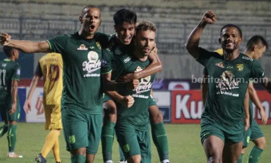 Manajer Persebaya Surabaya Tagih Janji Erick Tohir Persebaya Surabaya saat selebrasi usai cetak gol.(way)