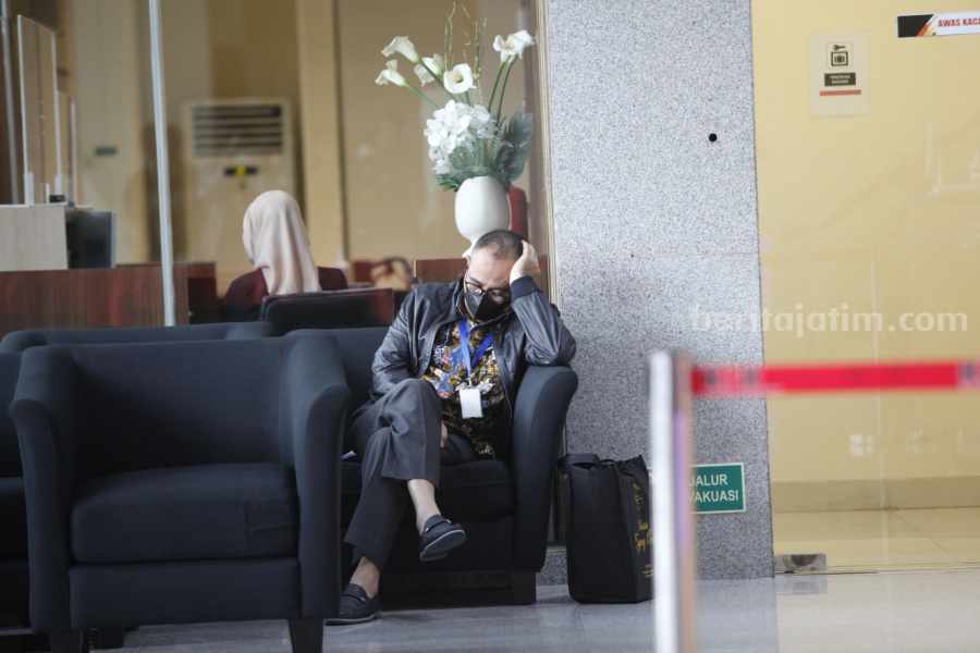 KPK Panggil Eks Pejabat DJP Rafael Klarifikasi Aset Rp56 M