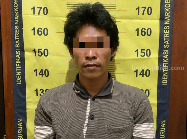 Pelaku Muhye (33) saat diamankan petugas