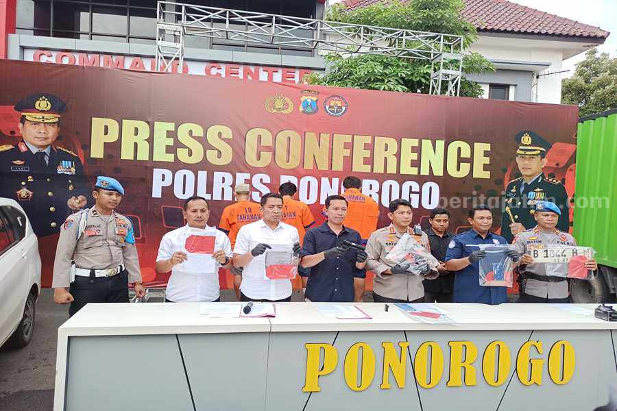 perampokan truk rokok