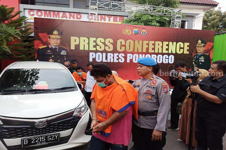 Pencurian Truk Berisi Rokok Rp 2,8 M di Ponorogo