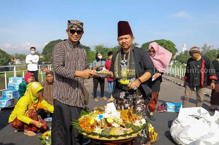 Pemkot Kediri Gelar Slametan 154 Tahun Jembatan Lama