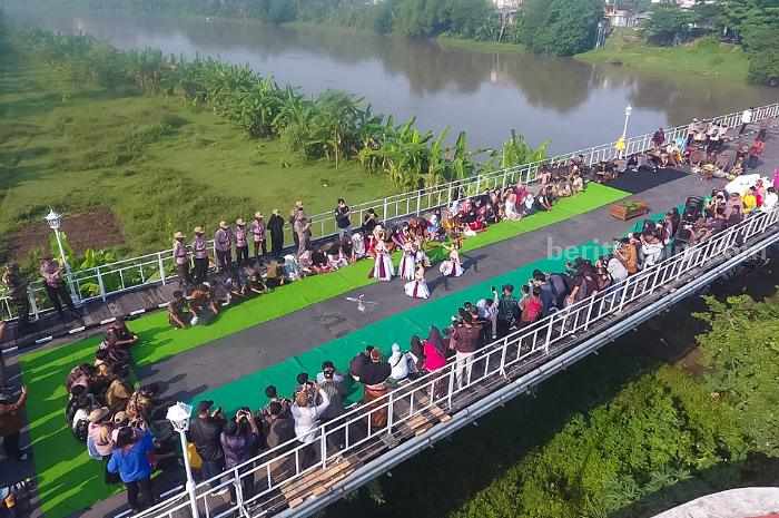 Selamatan Jembatan Lama Kediri