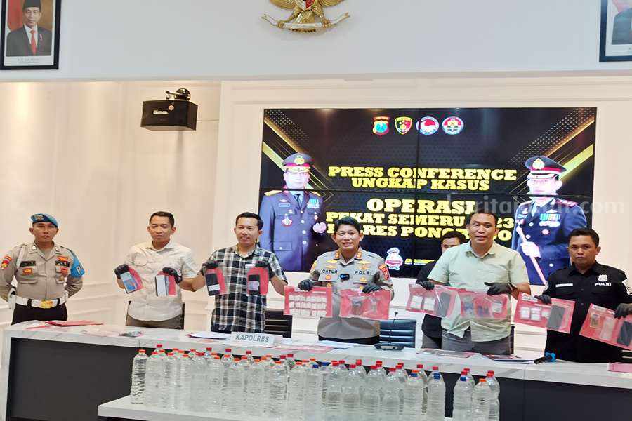Polres Ponorogo saat melakukan press release operasi Pekat Semeru 2023.(Foto/Endra Dwiono/Beritajatim.com)