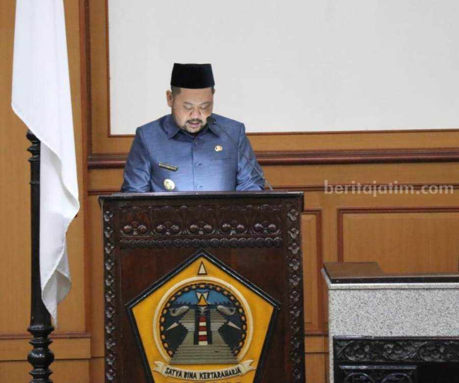 Kemiskinan dan Pengangguran Terbuka di Gresik Turun Drastis Bupati Gresik Fandi Akhmad Yani saat memaparkan LKPj